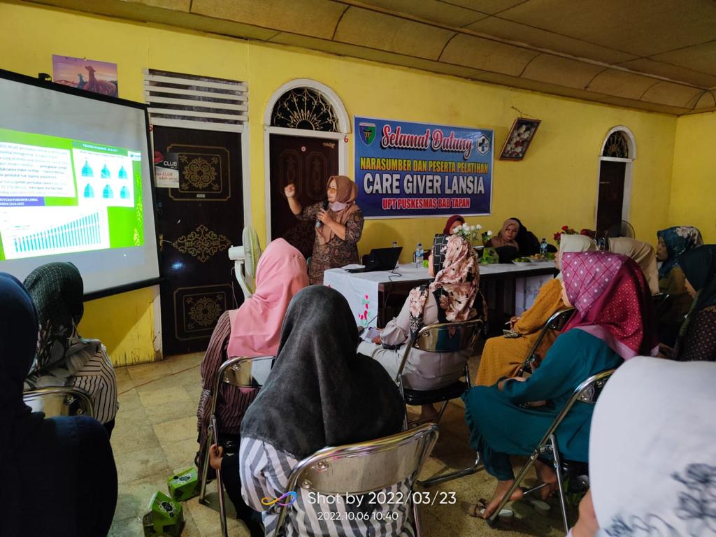 Pertemuan Care Giver Lansia Puskesmas Tapan\" 