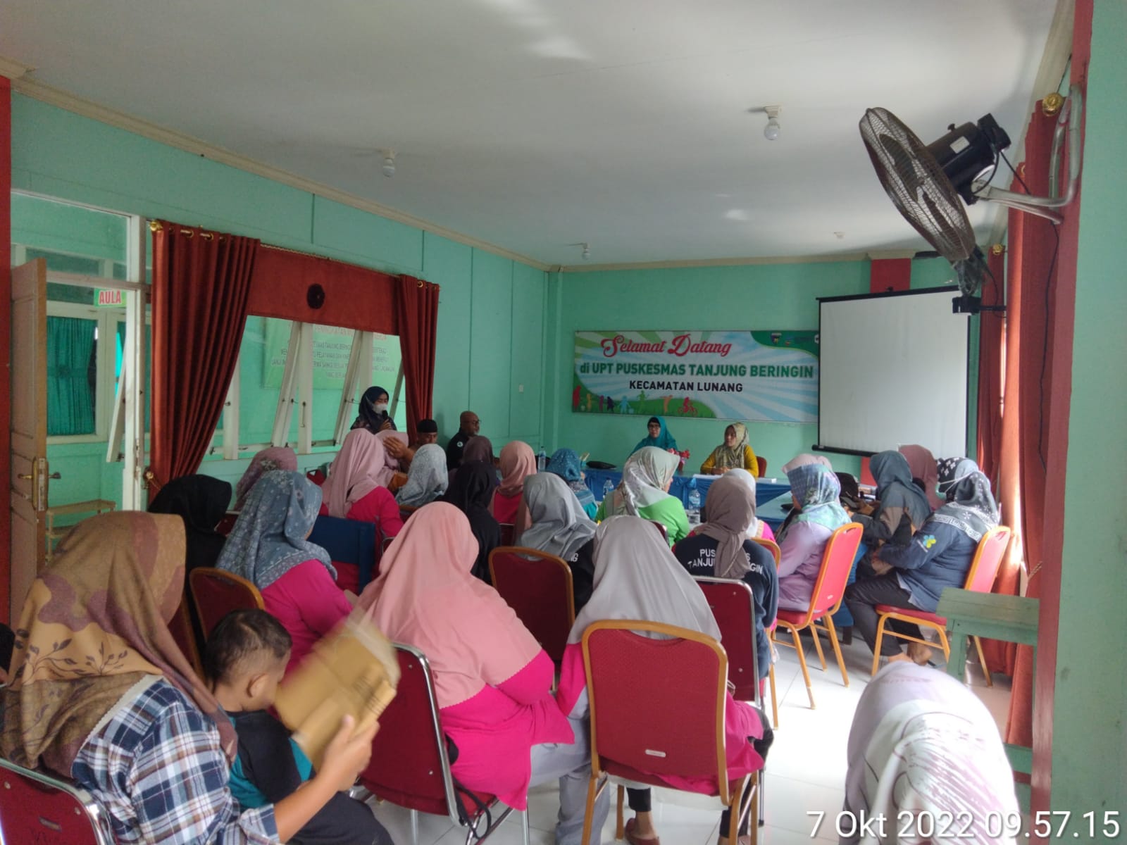 LOKMIN BULANAN  DI PUSKESMAS TANJUNG BERINGIN 