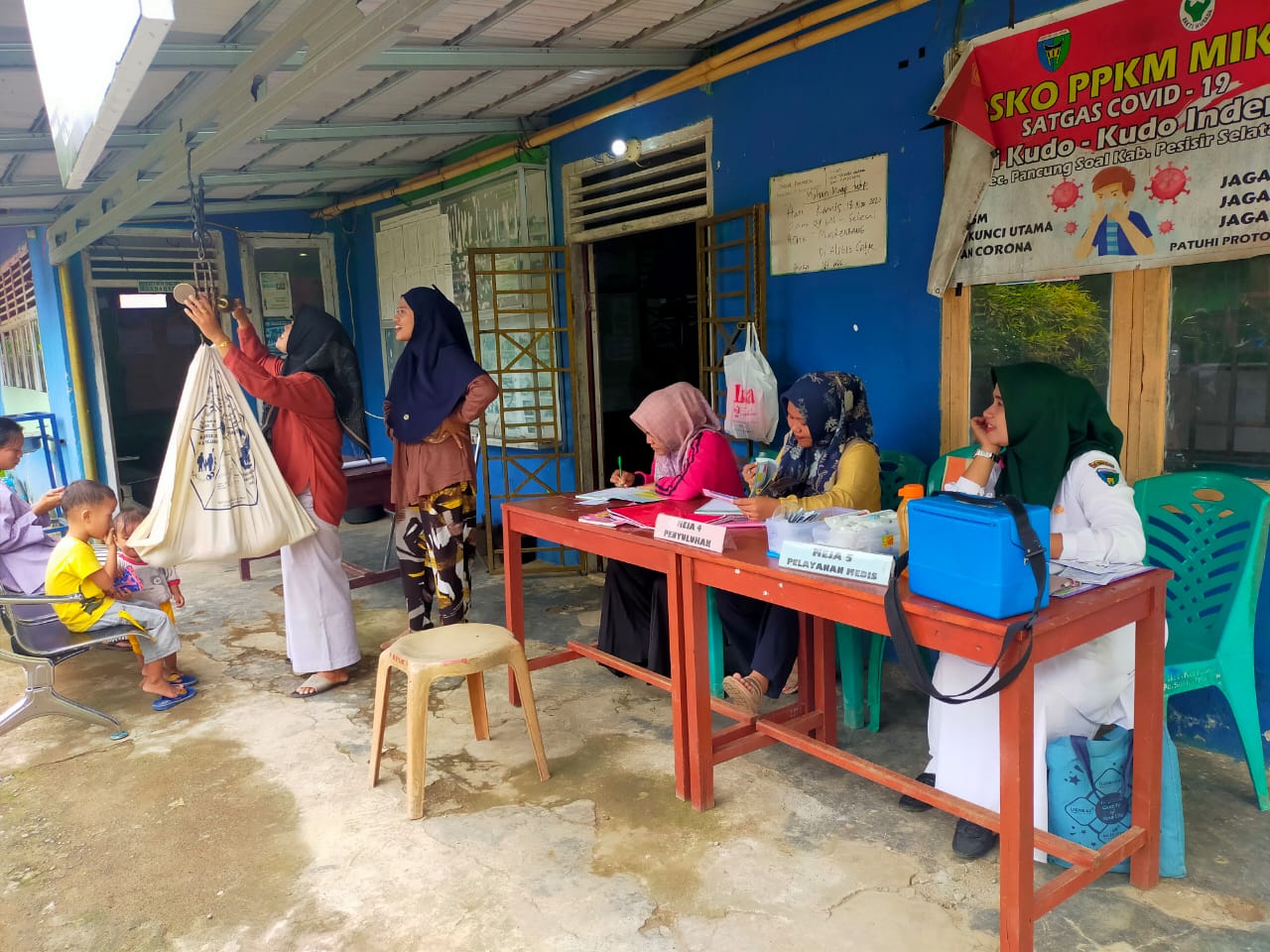 PELAKSANAAN POSYANDU DI WILAYAH KERJA PUSKESMAS INDERAPURA 