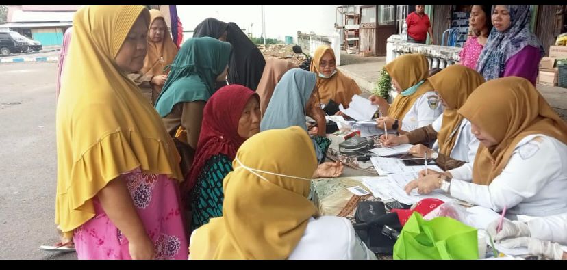 PKM BARUNG- BARUNG BALANTAI.. KEGIATAN  skrinning deteksi dini PTM  Senin , 10 Oktober 2022