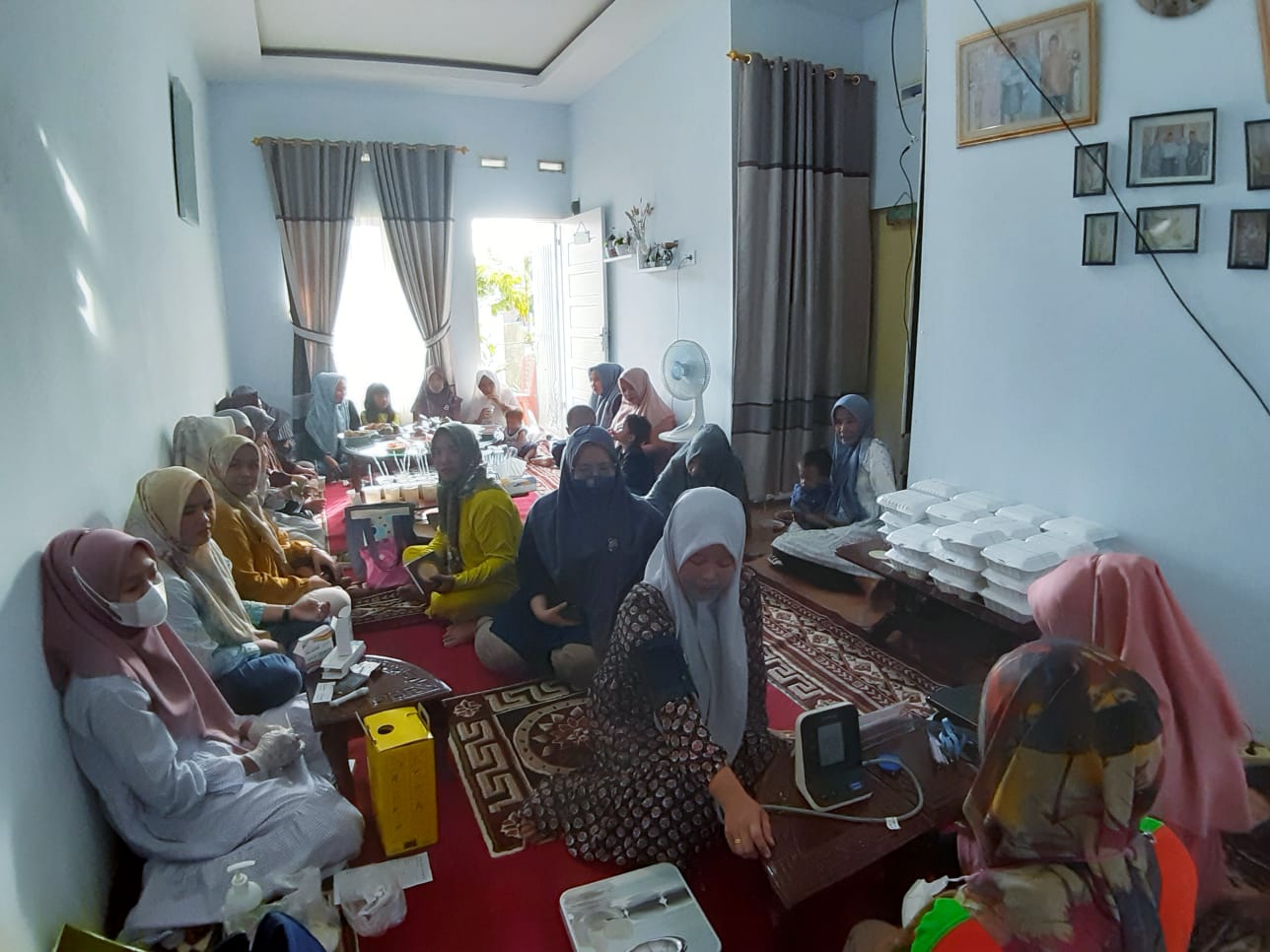 Pelaksanaan Posbindu PTM di Rahtu Perumahan Oshin  Pusk Salido,