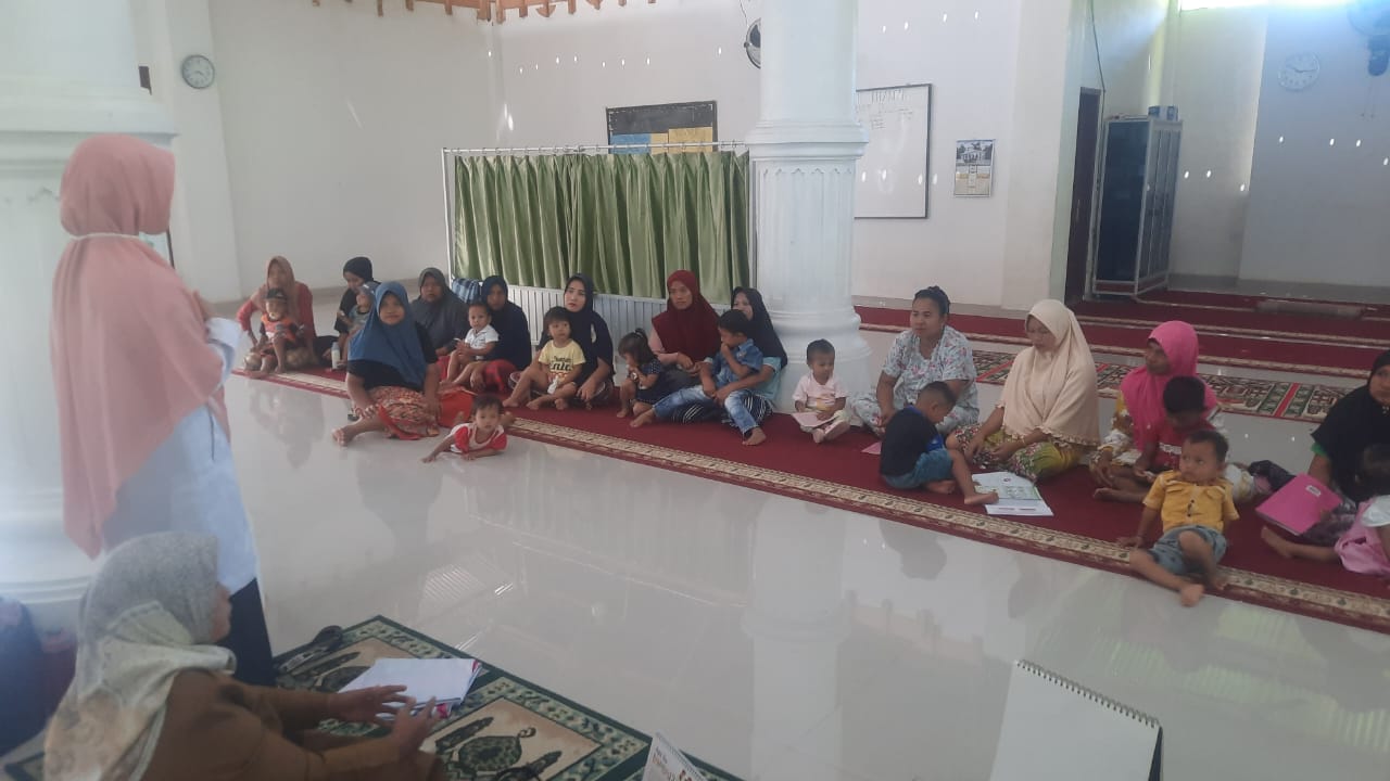 KELAS IBU BALITA DI KAMPUNG LUBUK SARIK NAGARI KAMBANG UTARA  UPT PUSKESMAS KOTO BARU . 