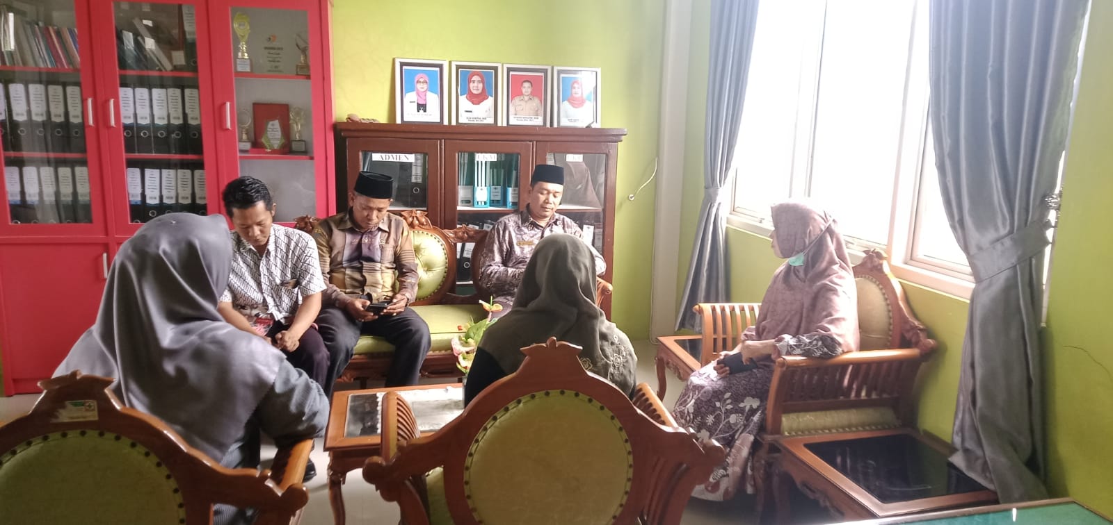 KEPALA PUSKESMAS BALAI SELASA DI KUNJUNGI KEPALA KUA RANAH PESISIR DALAM RANGKA  MEMPERKENALKAN DIRI
