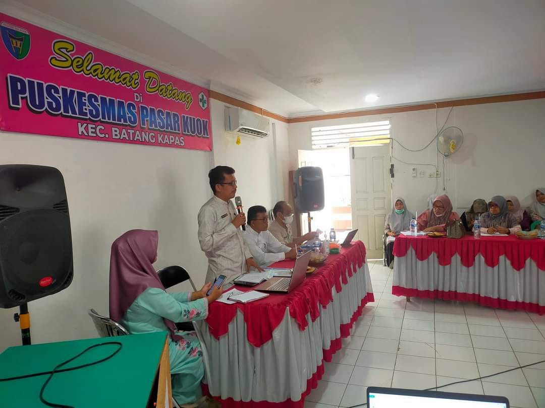 Kunjungan Tim Reakreditasi Dinas kesehatan Pesisir Selatan    ( Monev ) pelaksanaan akreditasi UPT P
