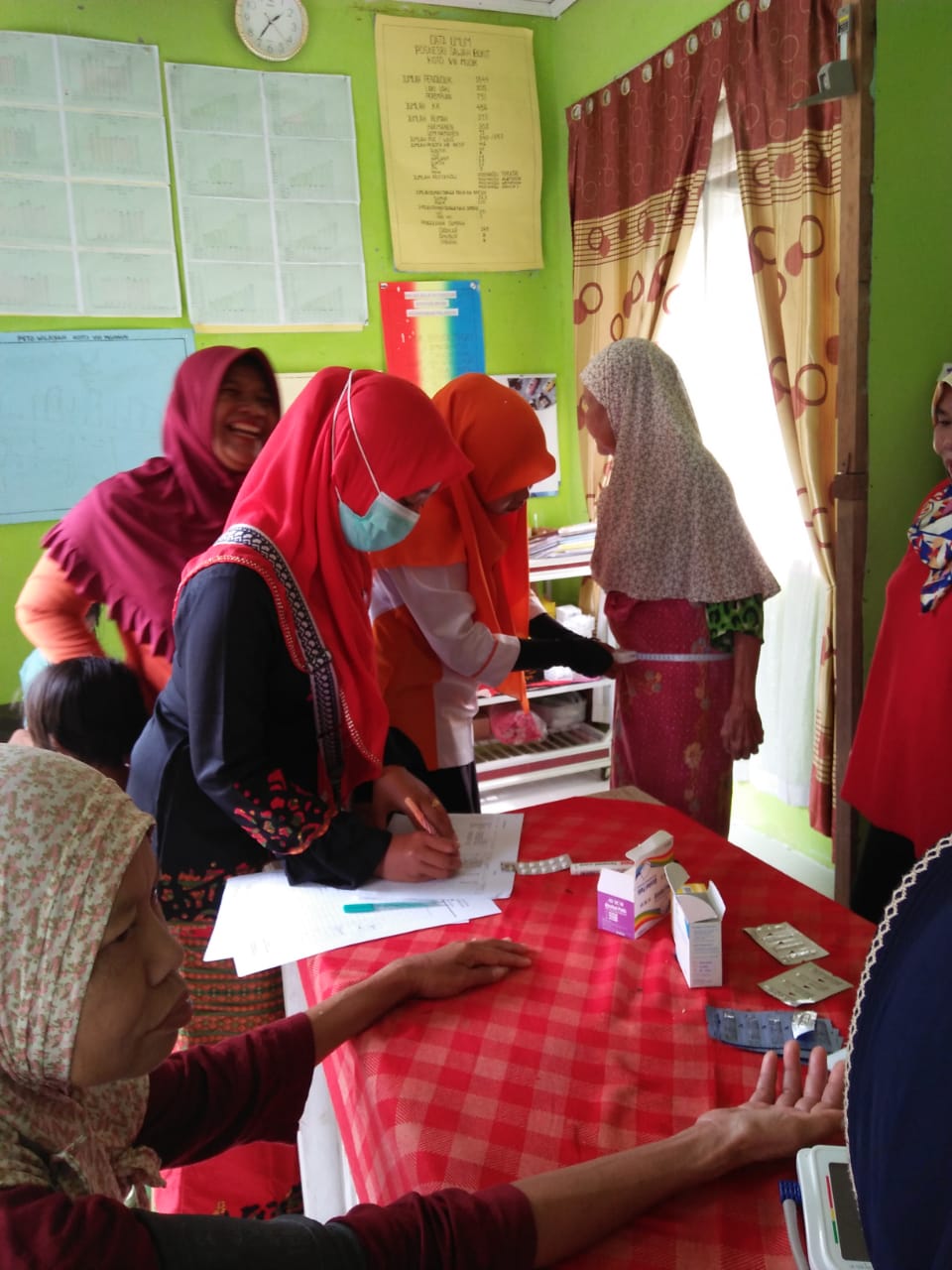 KEGIATAN POSBINDU PTM DAN LANSIA DINAGARI KOTO VIII  Puskesmas Balai Selasa