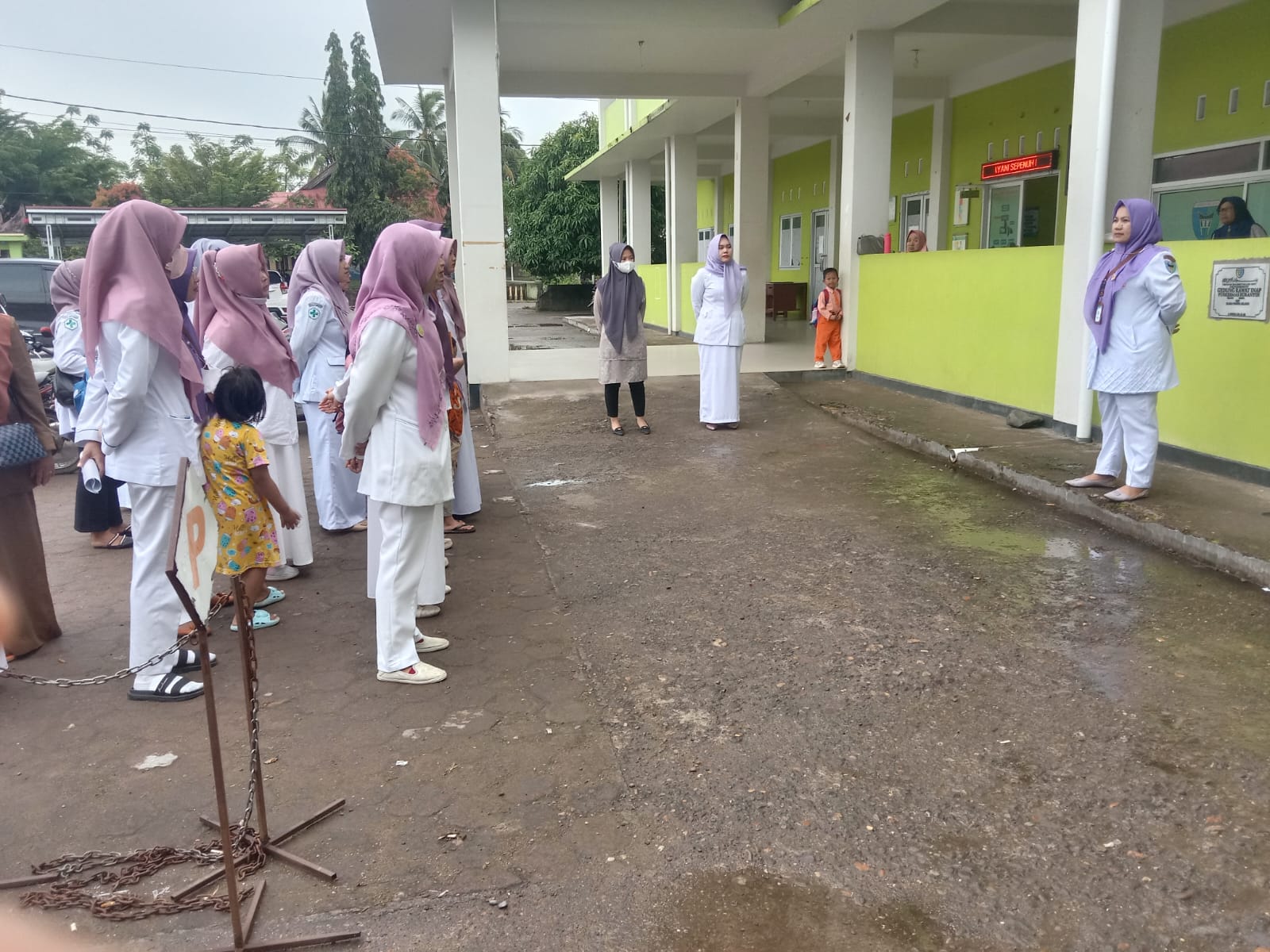 APEL RUTIN PAGI PUSKESMAS SURANTIH 