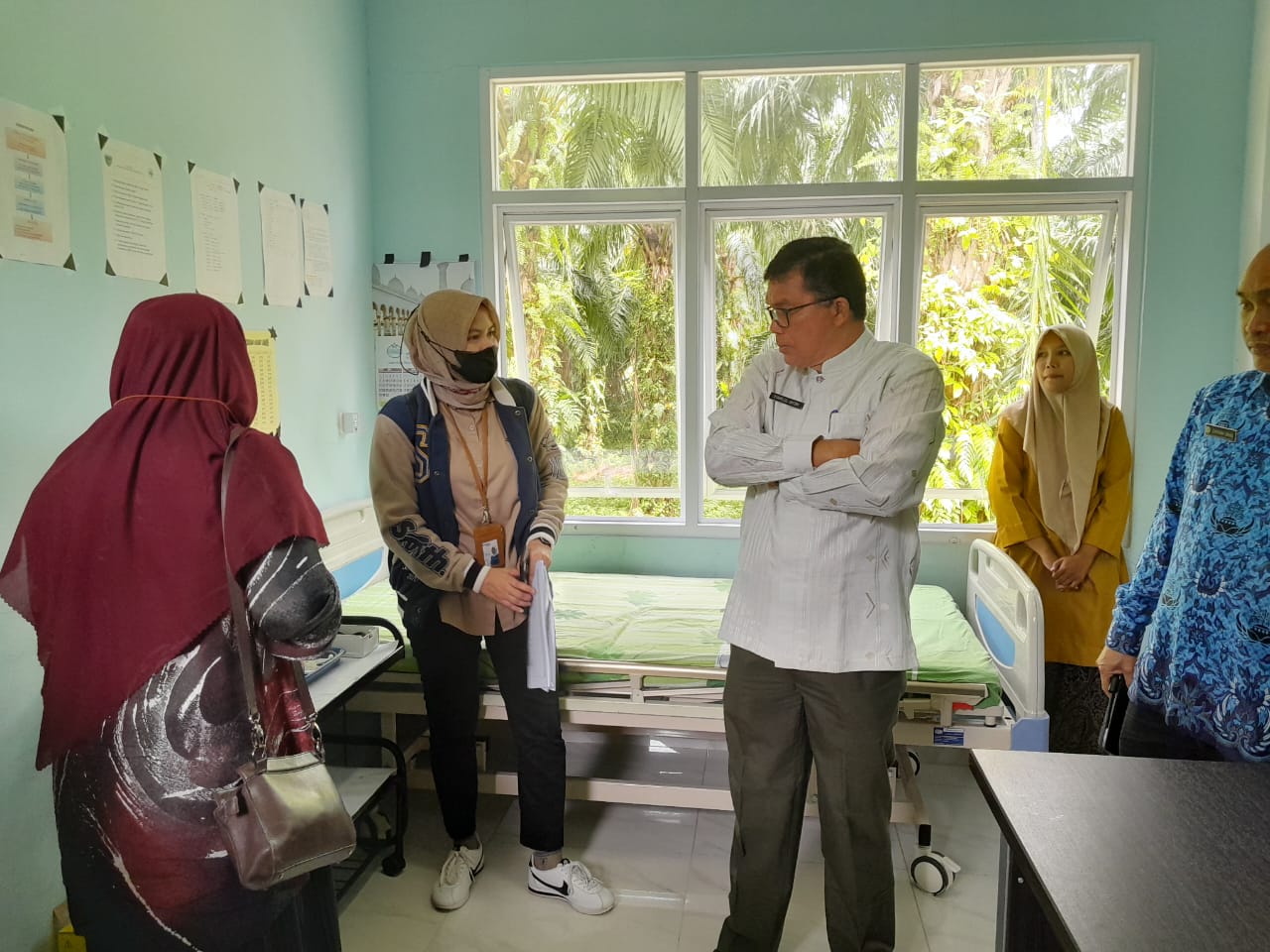 KUNJUNGAN KEPALA DINAS KABUPATEN PESISIR SELATAN DAN KREDESIALING TIM BPJS PROVINSI  KE PUSKESMAS KA