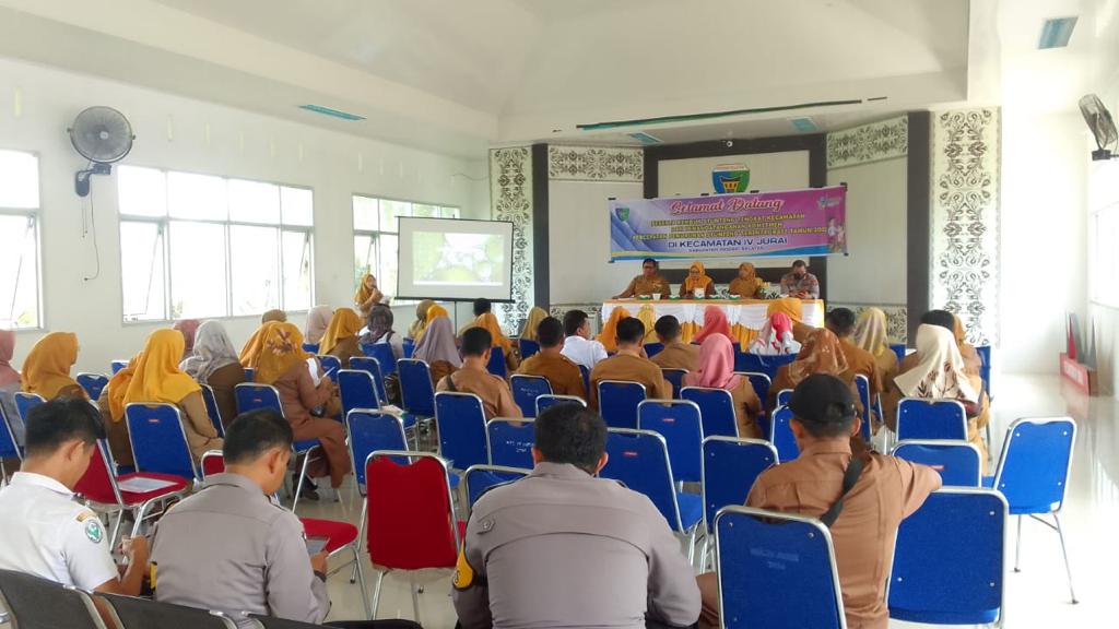 PUSKESMAS LUMPO IKUTI REMBUK STUNTING TINGKAT KECAMATAN DI KANTOR CAMAT IV JURAI