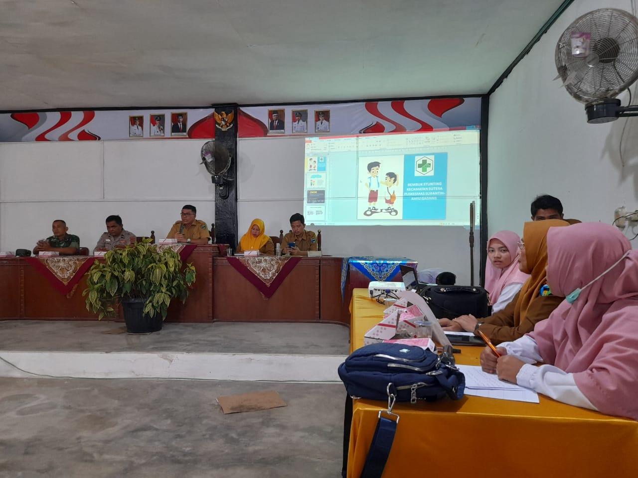 PENANGGUNG JAWAB GIZI DAN KAPUS  KAYU GADANG   MENGHADIRI PENGGALANGAN KOMITMEN REMBUK STUNTING 