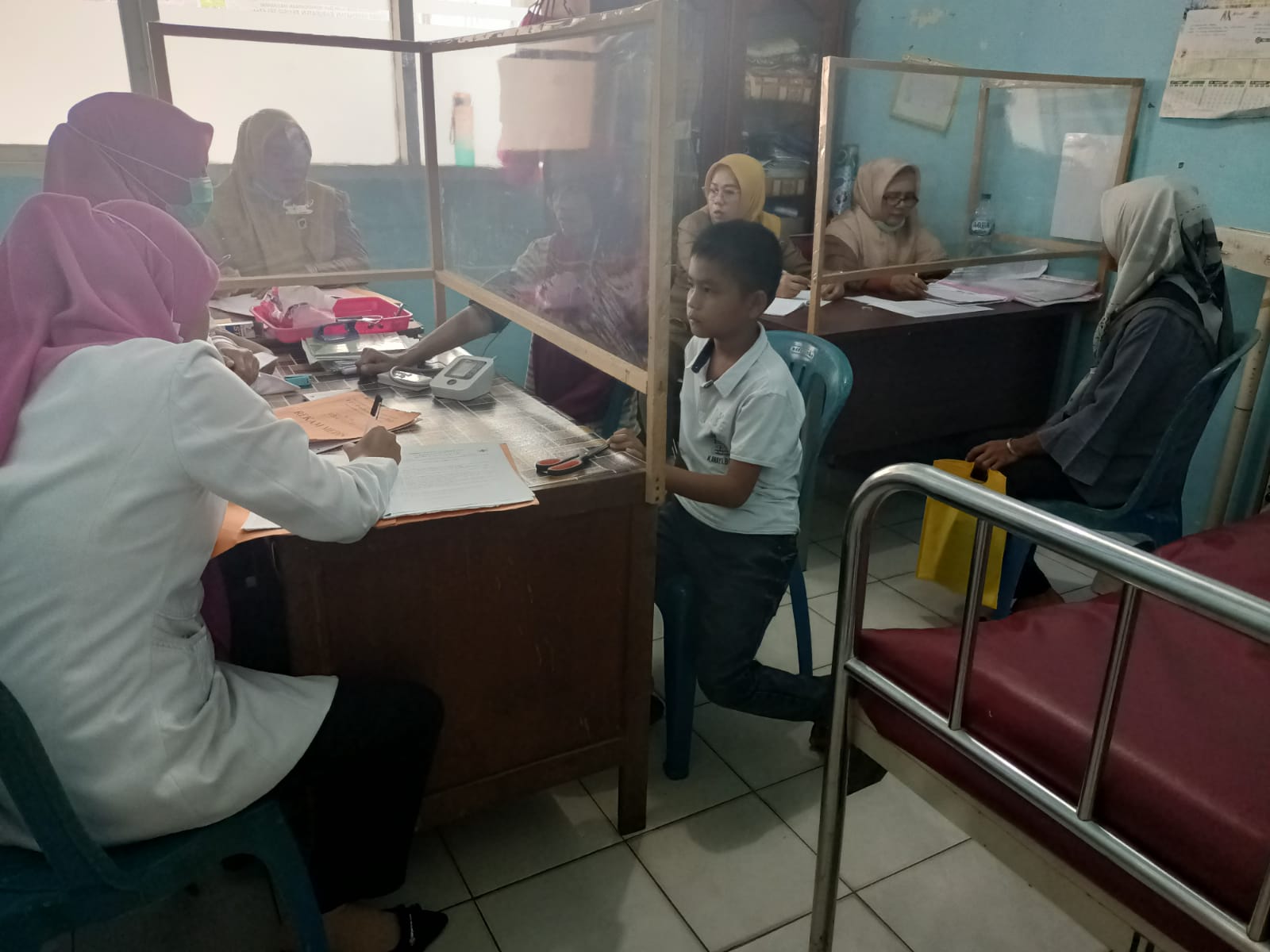 Puskesmas Air Haji  layani pasien di poli umum hari ini     