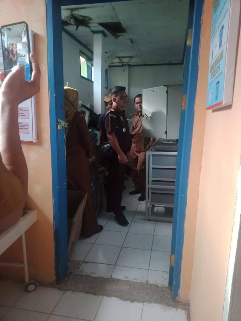 PEMERIKSAAN DAN UJI ALAT PLTS (PEMBANGKIT LISTRIK TENAGA SURYA)  PANEL SURYA  UPT PUSKESMAS LUMPO
