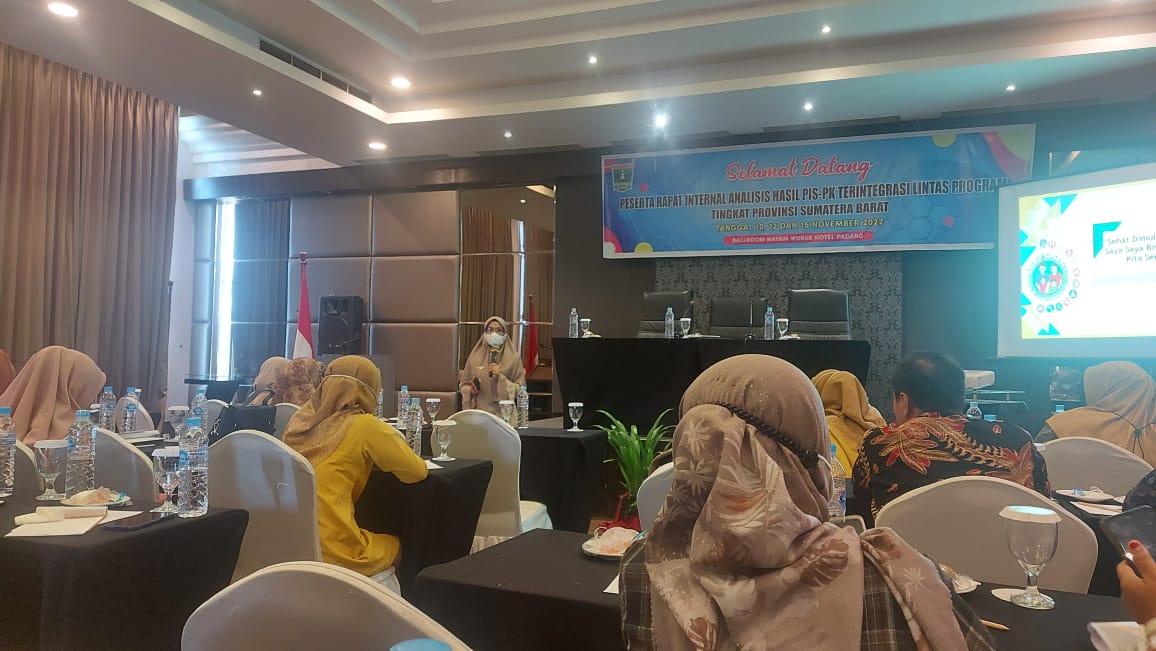 PUSKESMAS IV KOTO MUDIK Kamis, 10 November 2022 \"MENGIKUTI PERTEMUAN ANALISIS HASIL PIS-PK TERINTEG