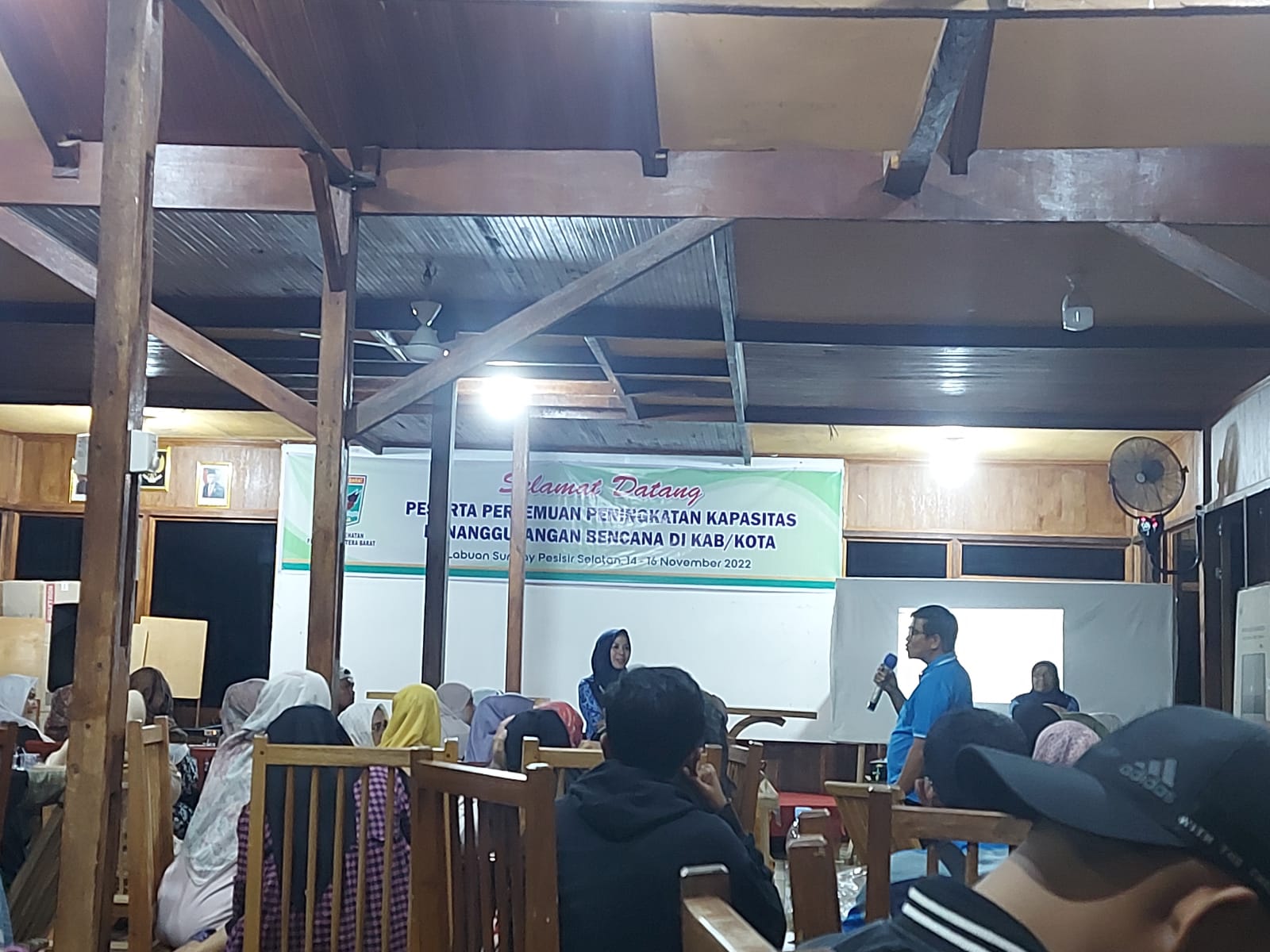 PUSKESMAS IV KOTO MUDIK Senin, 14 Nov 2022 IKUTI PERTEMUAN   PENINGKATAN KAPASITAS PENANGGULANGAN BE