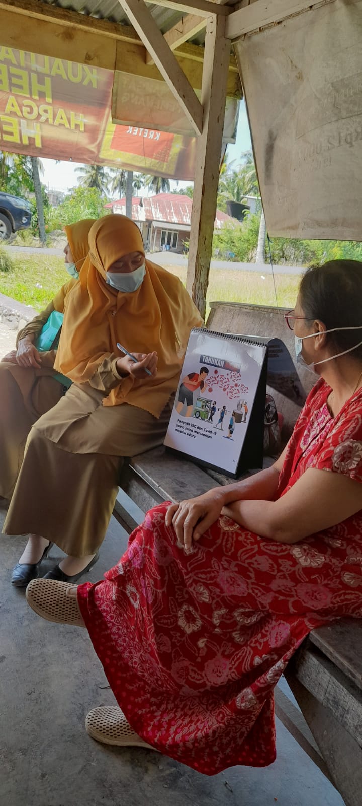 Tim intervensi lanjutan PISPK UPT Puskesmas Tanjung Makmur  melakukan kunjungan intervensi lanjutan 