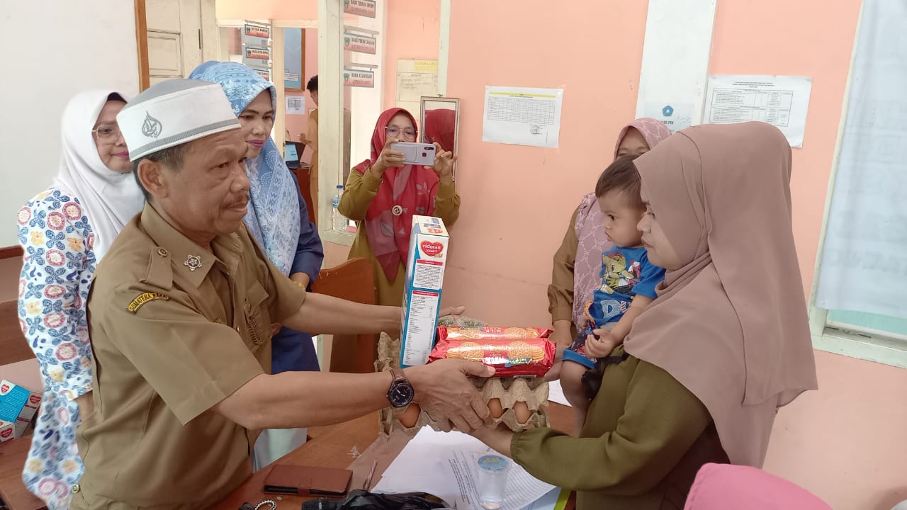 Puskesmas air Haji salurkan bantuan Penambahan Makanan Tambahan (PMT) Stunting,Anak Balita Bermasala