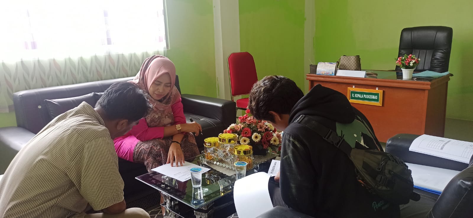 PUSKESMAS IV KOTO MUDIK JUMAT, 11 NOVEMBER 2022  \"Penanda tanganan Berita Acara Pemasangan dan Peng