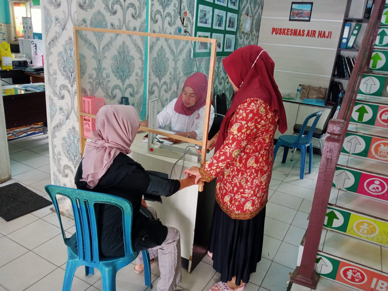 Pelayanan Di Poliklinik Usia Lanjut Puskesmas Air Haji Rabu, 16 November  2022