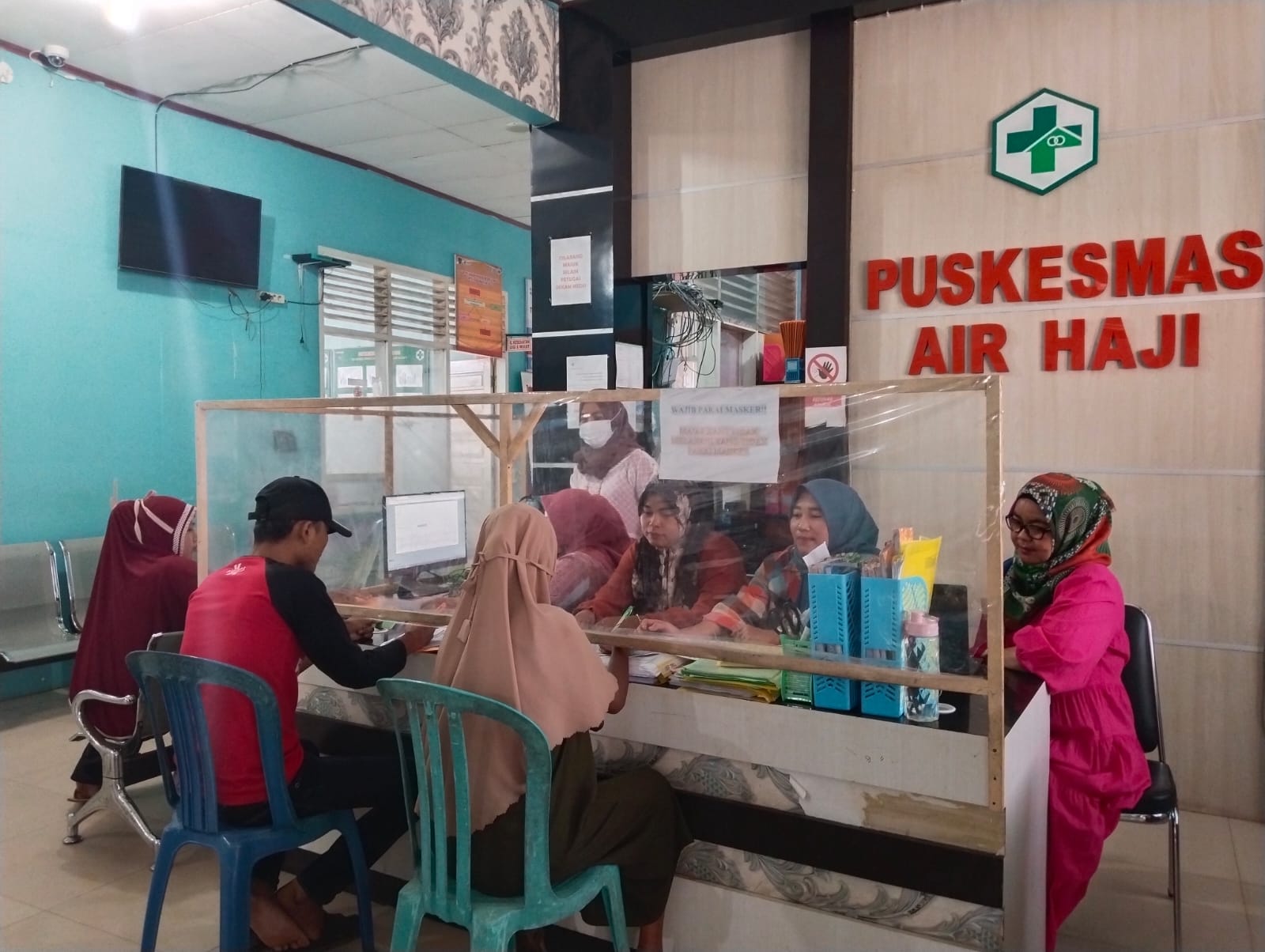 Puskesmas Air Haji melakukan pelayanan mulai dari Rekam Medis , 