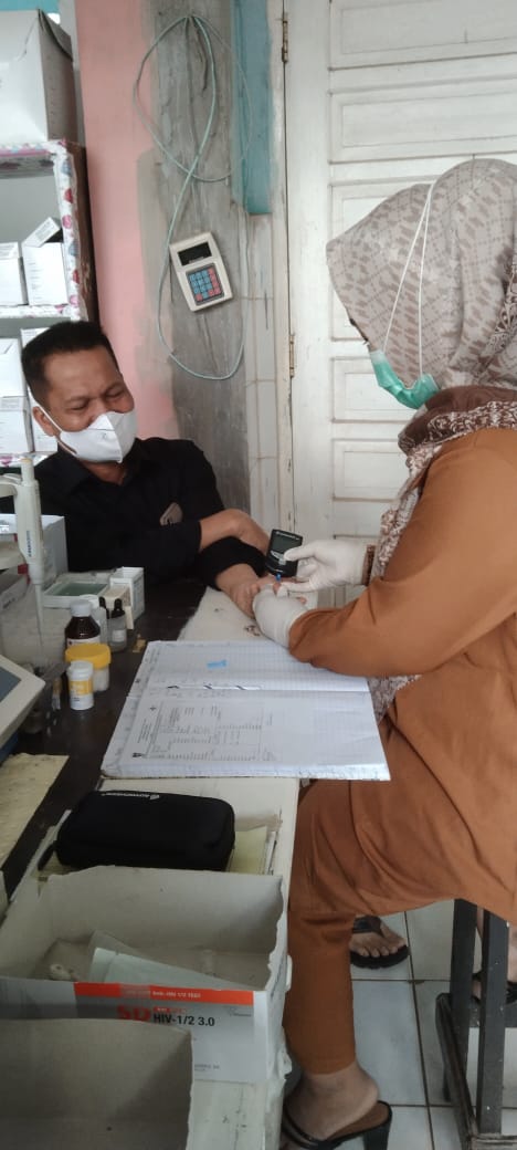 Puskesmas Air Haji, Jumat,  18-11-2022 laksanakan Pelayanan di ruangan Laboratorium