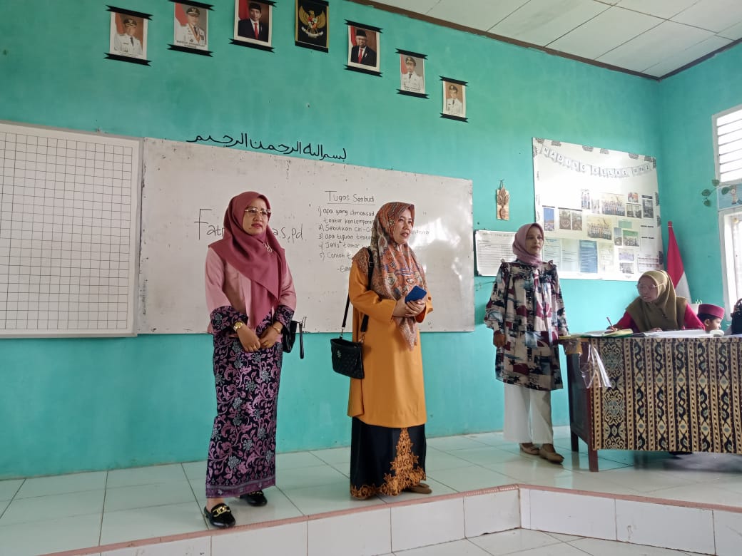 PELAYANAN KESEHATAN PEDULI REMAJA (PKPR) PUSKESMAS INDERAPURA KE SMAN 1  PANCUNG SOAL 