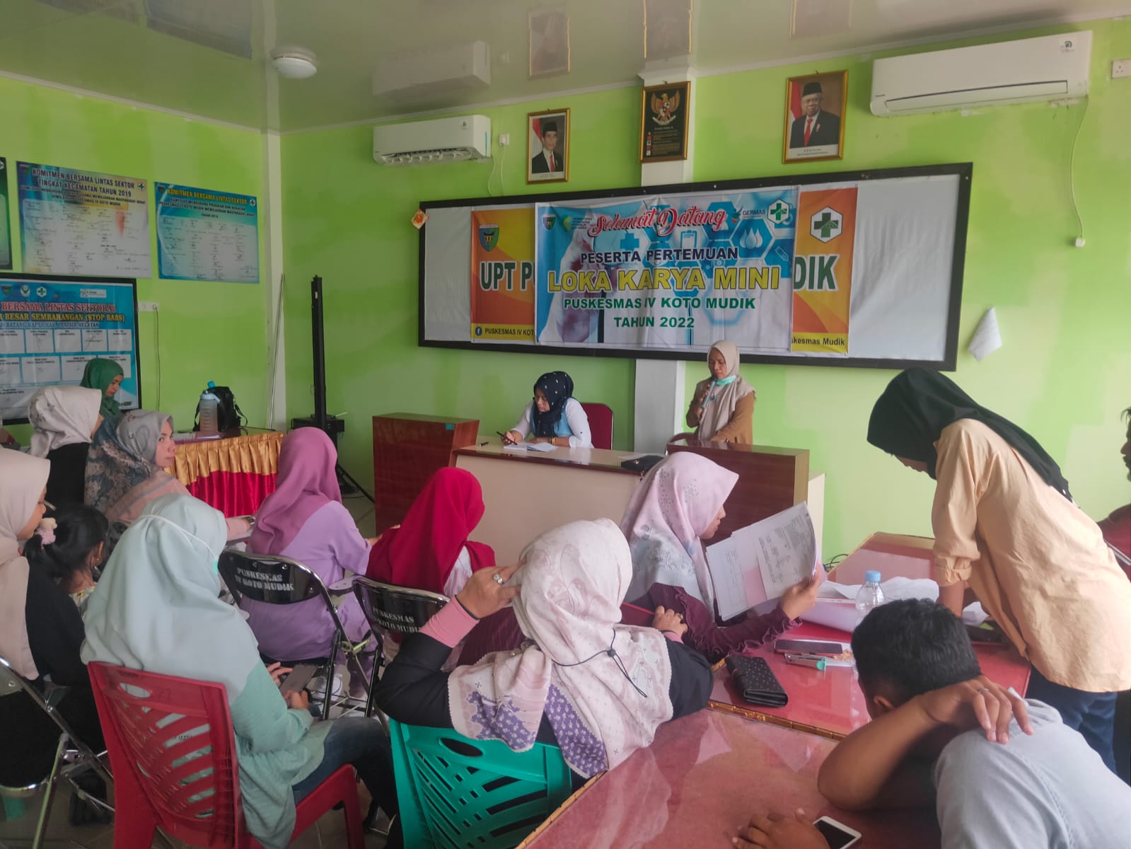 PUSKESMAS IV KOTO MUDIJ Sabtu, 19 November 2022  Lokmin bulanan di Aula Puskesmas IV Koto Mudik 