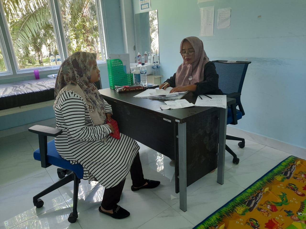 PENGAMBILAN OBAT PASIEN ODGJ OLEH KELUARGA KE PUSKESMAS KAYU GADANG 