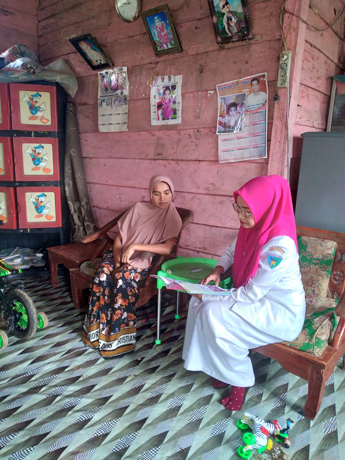 Puskesmas Air Haji Senin,28 November 2022 Kegiatan : Kunjungan rumah ibu hamil KEK Poskesri Bukit Pu