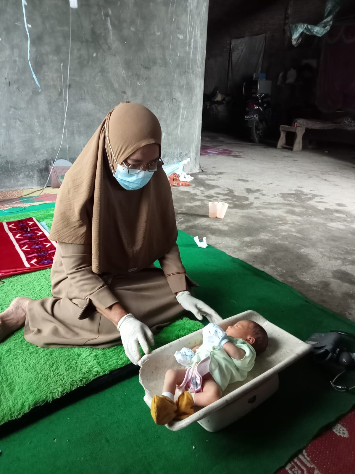 Kunjungan rumah neonatus dan ibu nifas Poskesri bukit putus luar Puskesmas Air haji Selasa 29 nov 20
