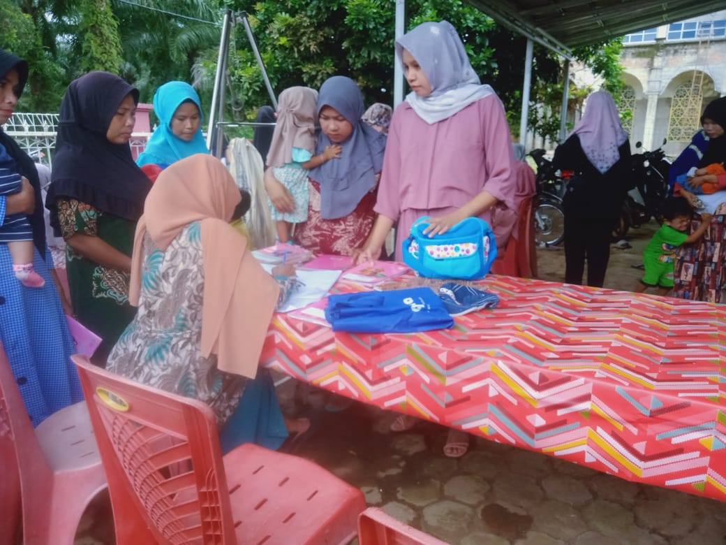 PUSKESMAS AIRPURA Jum\'at, 9 Desember 2022  Pelaksanaan Posyandu di Posyandu lengkeng Nagari palokan