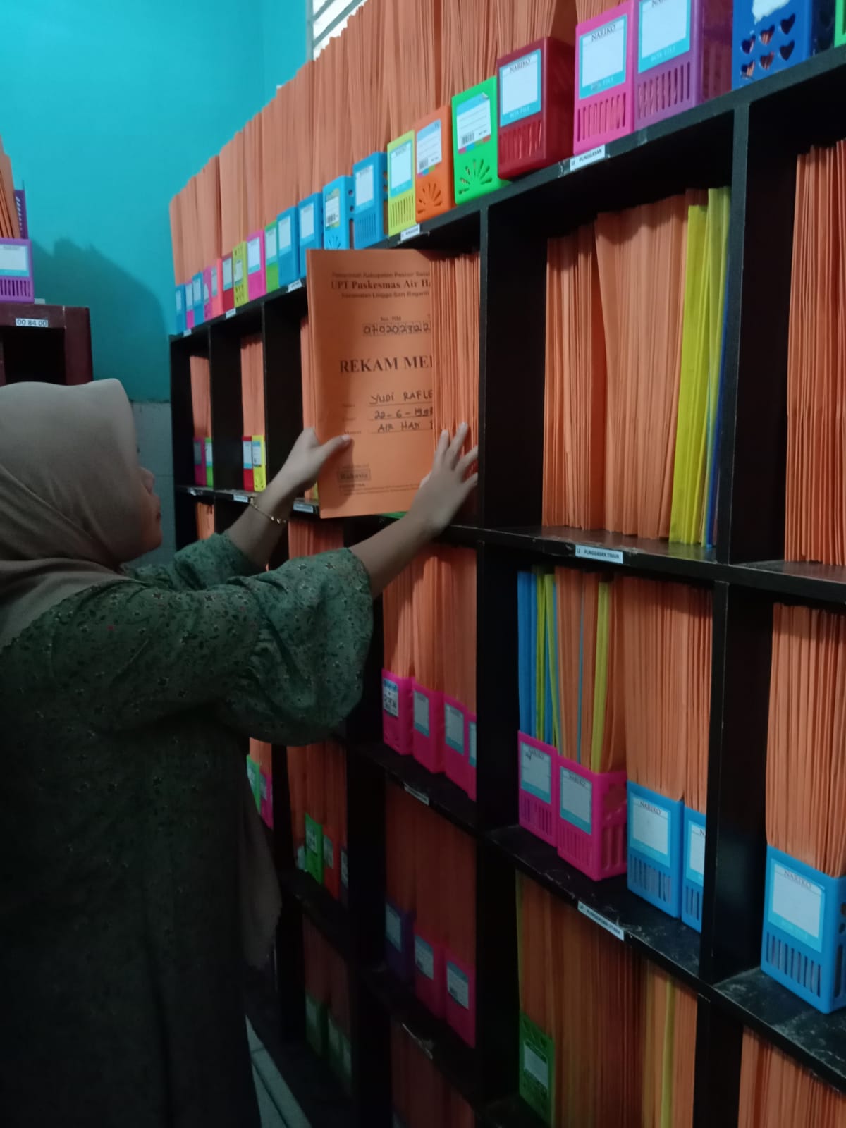 PUSKESMAS AIR HAJI KAMIS, 15 DESEMBER 2022 RUANGAN REKAM MEDIS