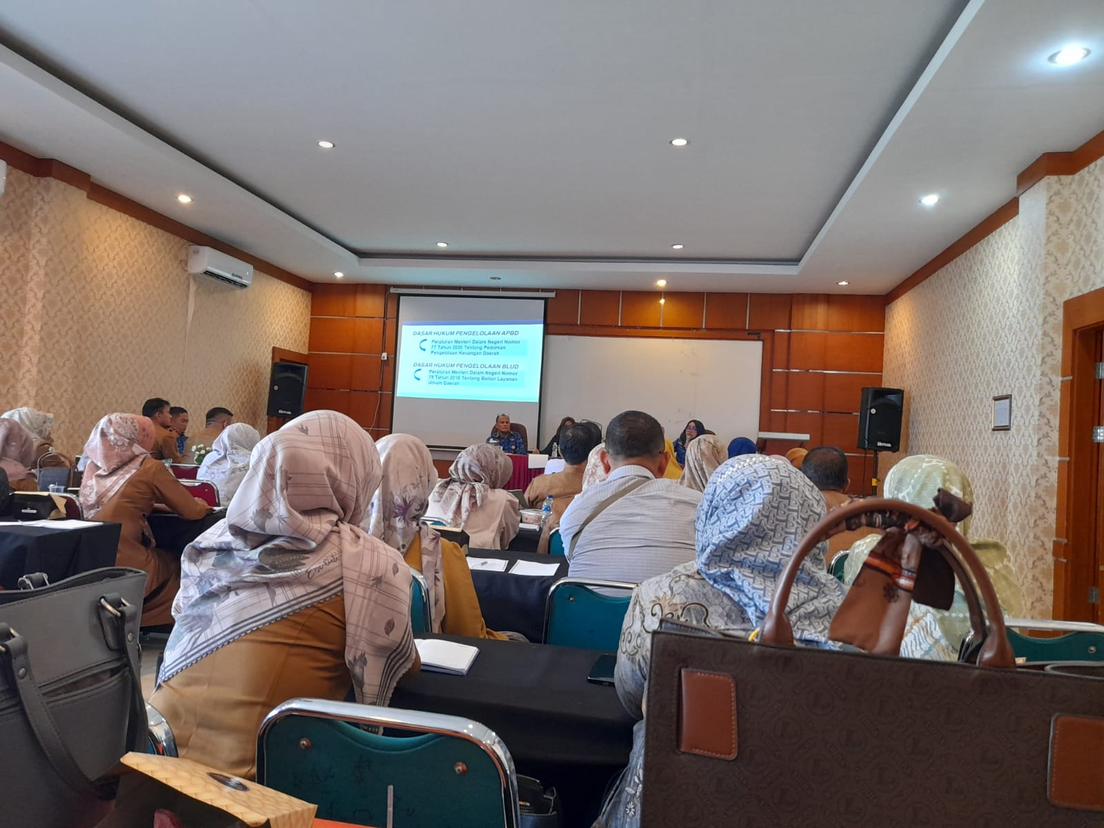 Kepala Puskesmas Kayu Gadang menghadiri Pertemuan Sharing Session Evaluasi Pendirian BLUD dan Asisit