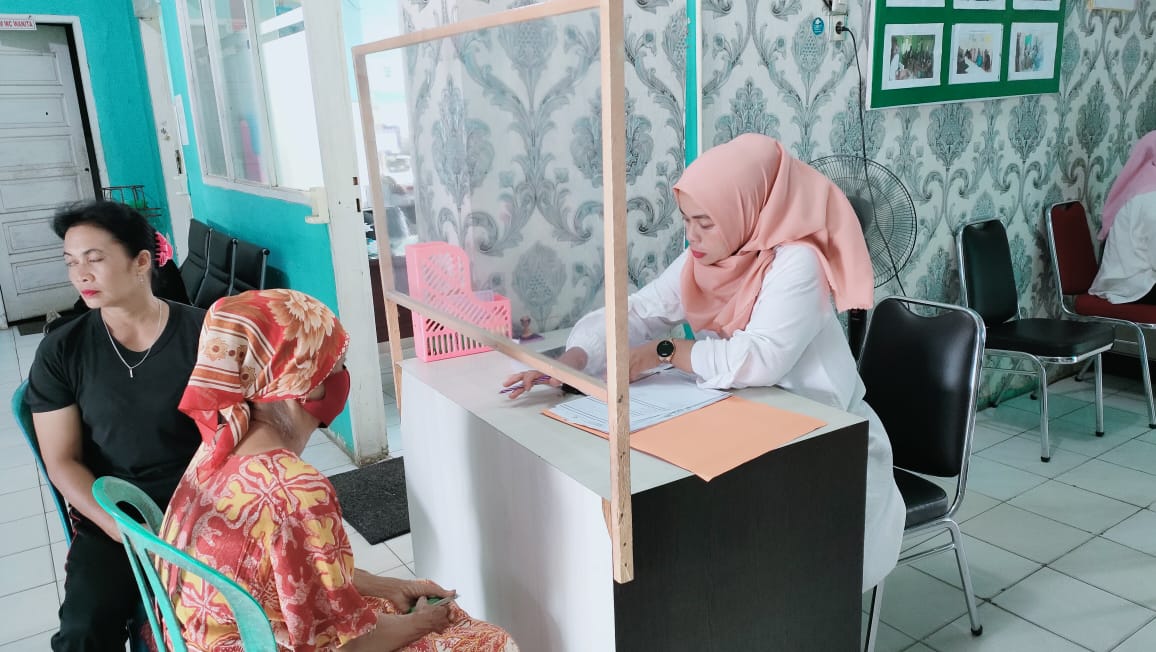 Pelayanan Di Poliklinik Usia Lanjut Puskesmas Air Haji , Rabu 21 Desember  2022