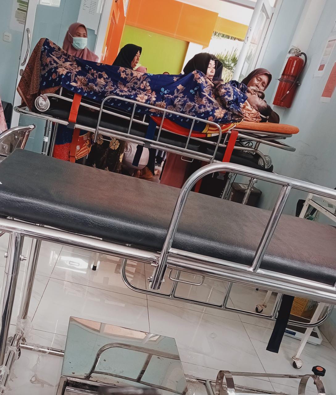 PELAYANAN POLI IGD PUSKESMAS KAYU GADANG PEMERIKSAAN DAN PERAWATAN JENAZAH PADA PASIEN  