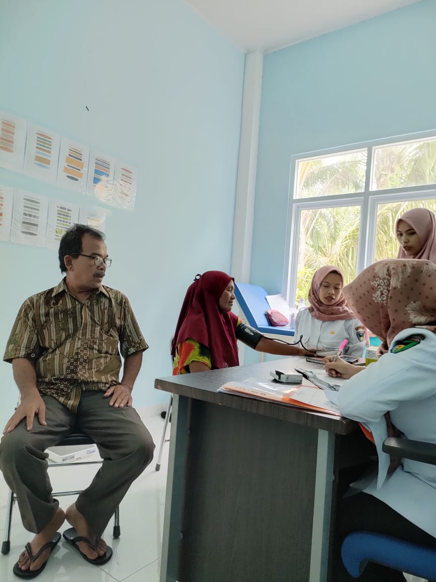 Pelayanan Di Poliklinik Usia Lanjut Puskesmas Kayu Gadang, Selasa 3 Januari  2023