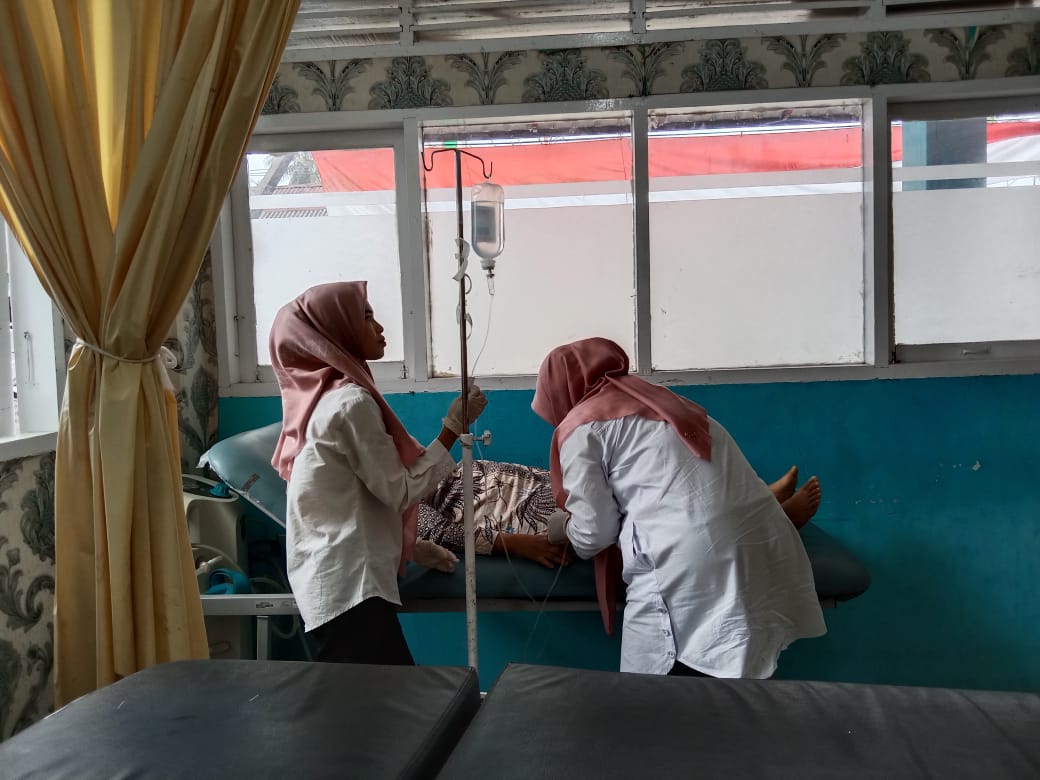 Pelayanan pasien UGD Puskesmas Air Haji 