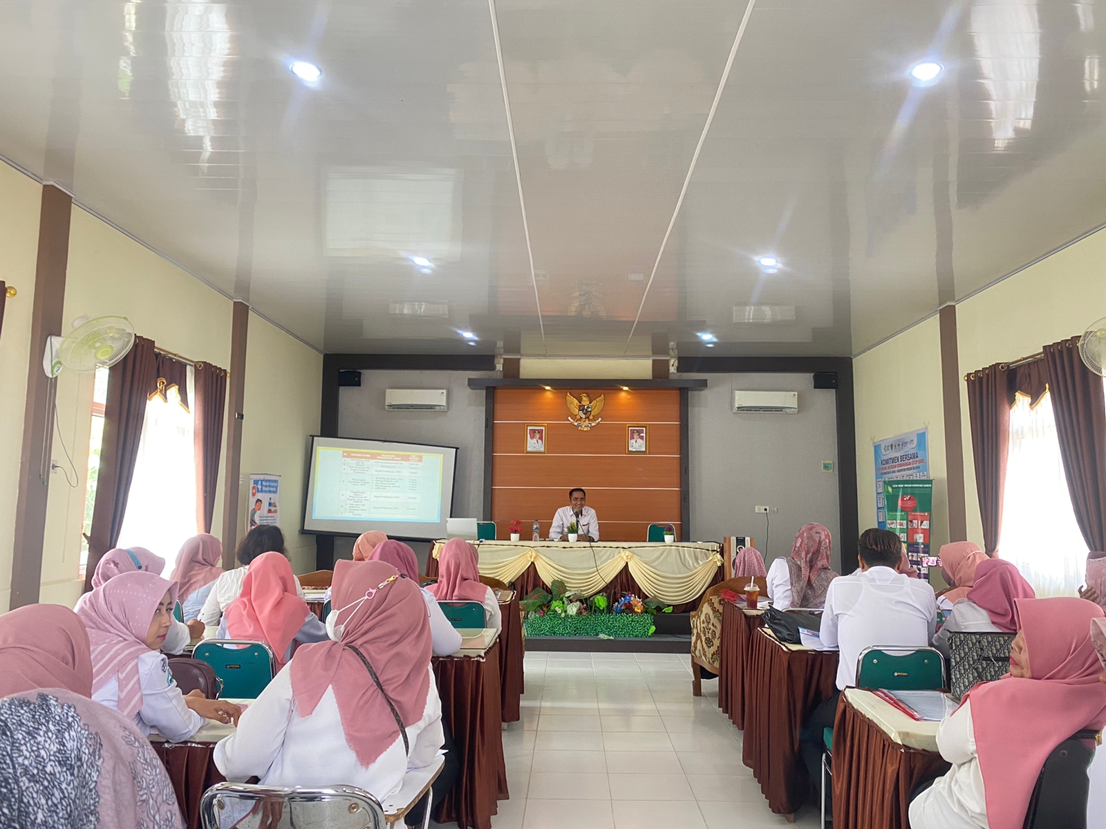 Pelaksanaan Lokmin Bulanan Pertama Tahun 2023 di Aula Puskesmas