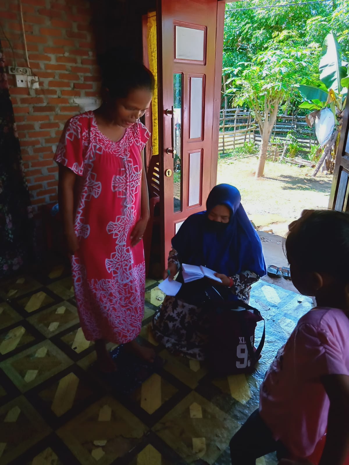 Puskesmas Air Haji Poskesri: Alang   layani  ibu hamil 