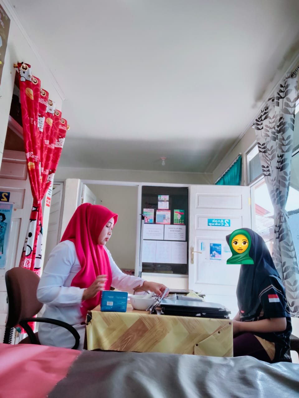 Puskesmas Air haji lakukan pelayanan esehatan di PUSTU koto gadang Air haji tenggara  Senin, tgl  16