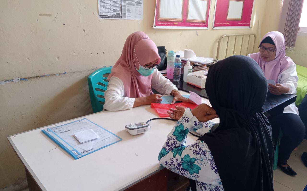 PUSKESMAS KAMBANG Rabu, 18 Januari 2023 lakukan  Pelayanan Poli Lansia