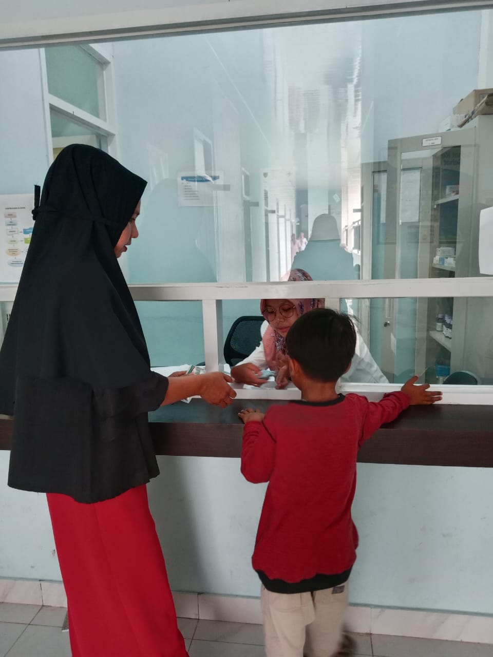PELAYANAN PENGAMBILAN OBAT (PASIEN) DI APOTEK PUSKESMAS KAYU GADANG , 24 Januari 2023