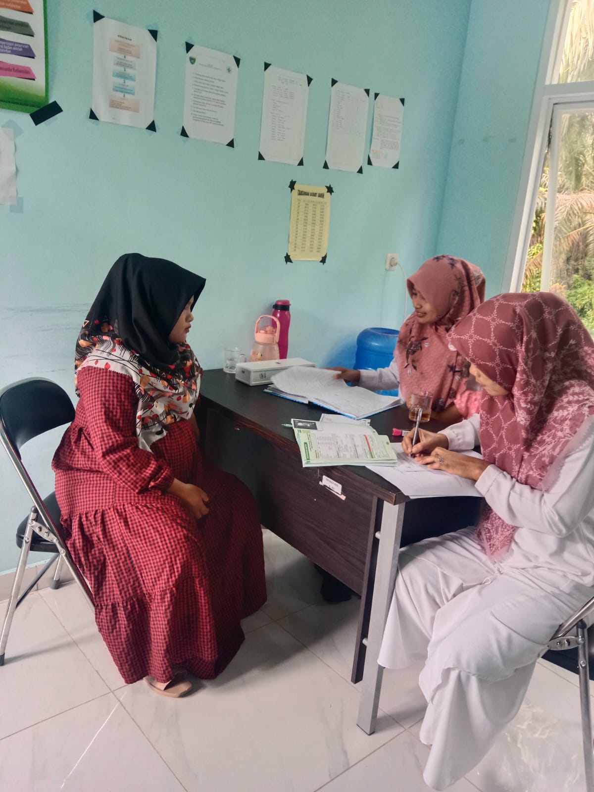 Puskesmas Kayu Gadang Pendampingan ibu hamil  Pemeriksaa Laboratorium Ibu  Hamil dan rujukan interna