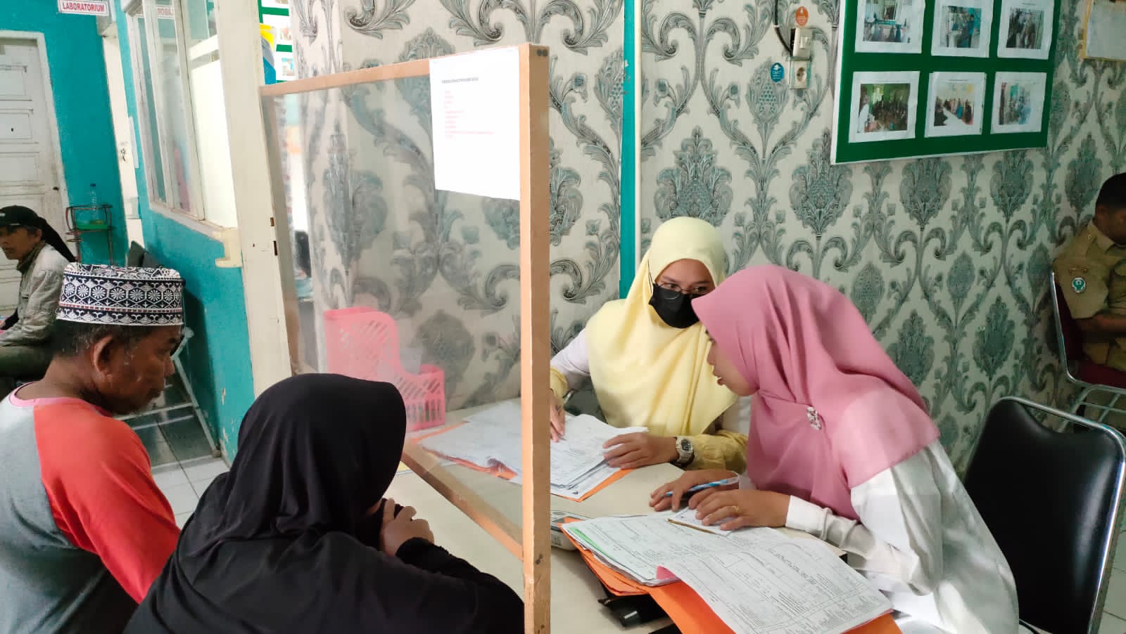 Pelayanan Di Poliklinik Usia Lanjut Puskesmas Air Haji , Selasa  Tgl, 24 Januari 2023