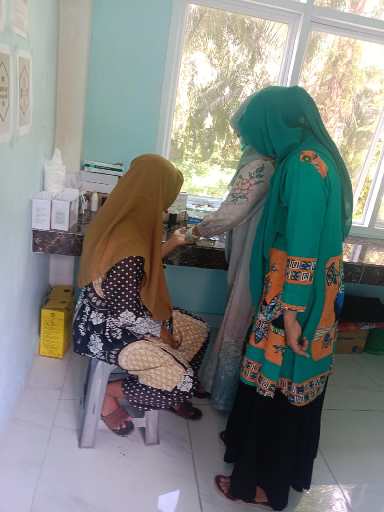 Puskesmas Kayu Gadang dampingi ibu hamil untuk Pemeriksaa Laboratorium 