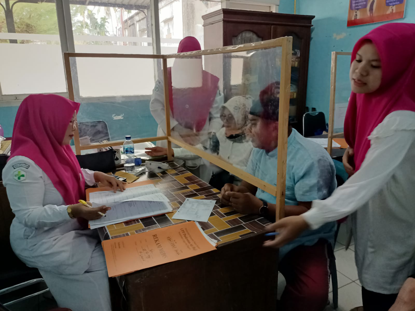 PELAYANAN POLI UMUM,PUSKESMAS AIR senin 6 Februari 2023