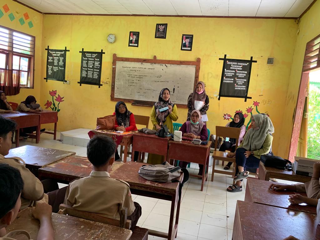 PUSKESMAS PASAR KUOK PELAKSANAAN EDUKASI   PELAYANAN KESEHATAN PEDULI REMAJA (PKPR) TERINTEGRASI DI 