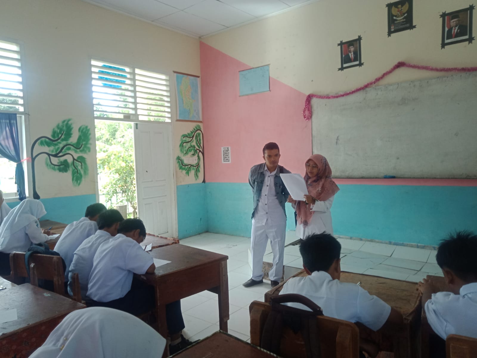 Puskesmas Kayu Gadang Skrining Deteksi dini kesehatan jiwa di smp 5 sutera di nagari tanjung gadang 