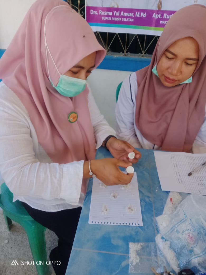 PUSKESMAS IV KOTO MUDIK Rabu, 8 Maret 2023 PEMERIKSAAN GARAM BERYODIUM DI POSYANDU