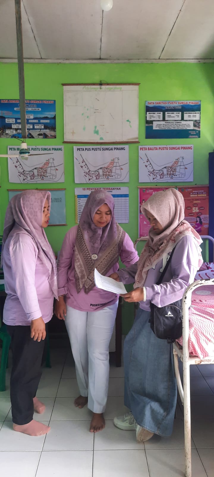 Puskesmas Tarusan Senin, 13 Maret 2023 Monitoring dan evaluasi ke Pustu Sungai Pinang Tarusan