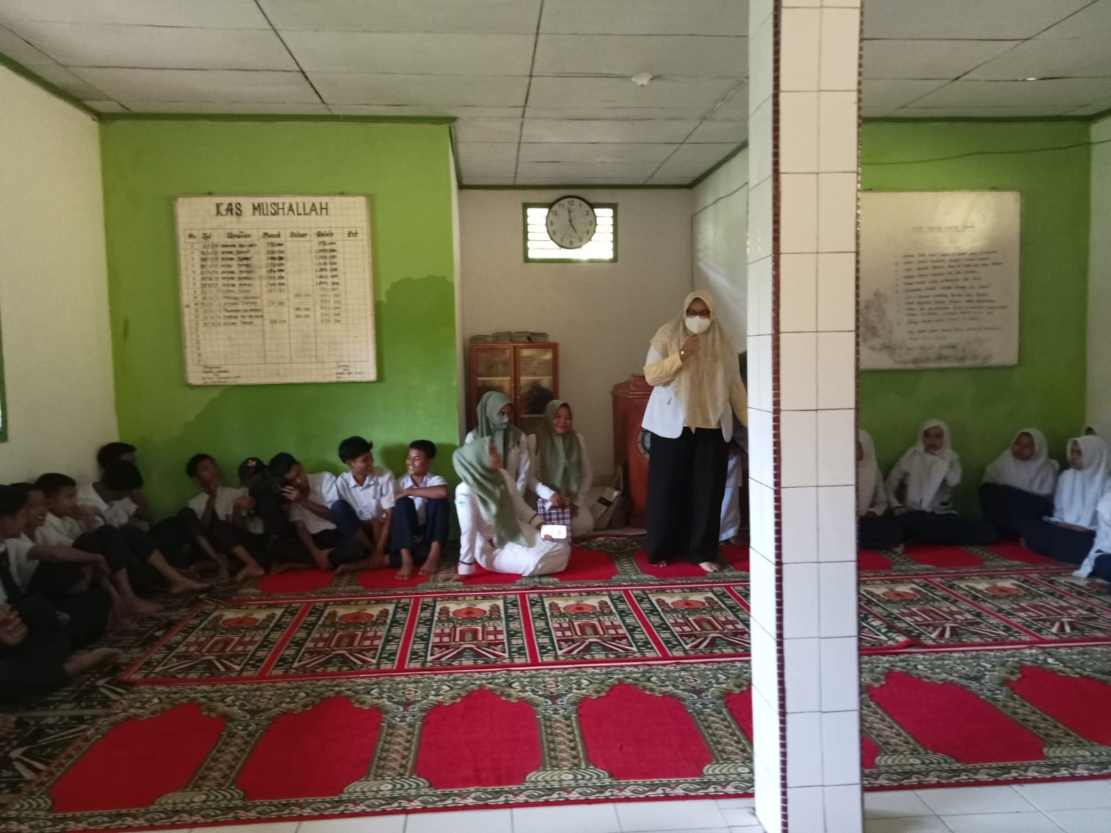 PUSKESMAS IV KOTO MUDIK Selasa 14 maret 2023 penyuluhan PKPR di SMP 2 batang kapas