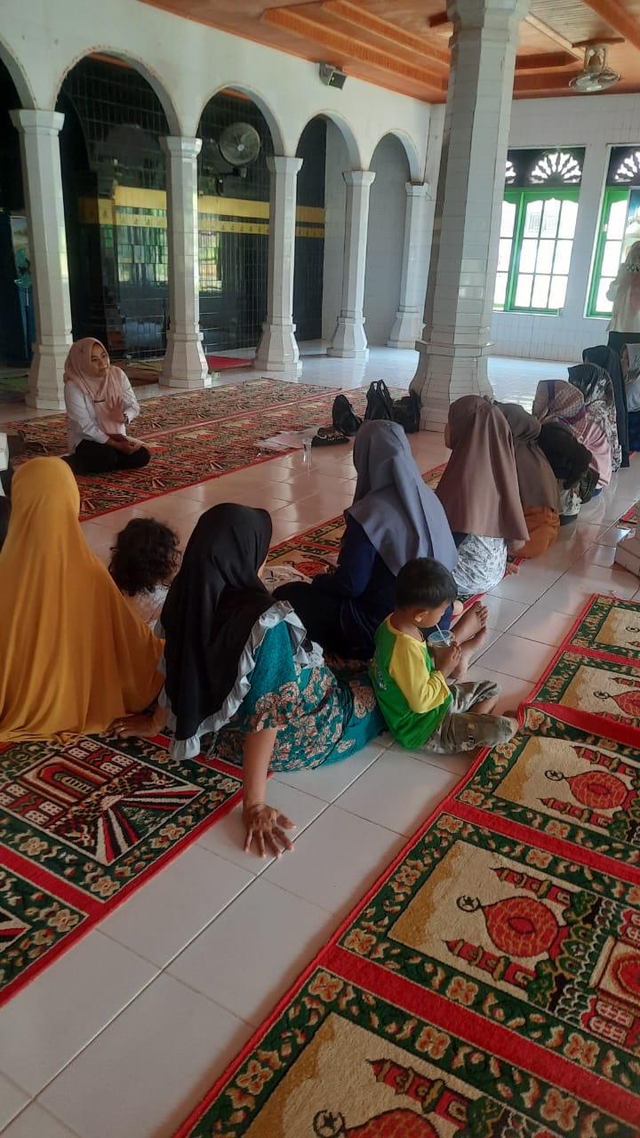 KELAS IBU HAMIL DI KAMPUNG LUBUK SARIK NAGARI KAMBANG UTARA WILKER UPT PUSKESMAS KOTO BARU RABU,  15